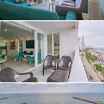 Confortable Apartamento en Bocagrande frente al Mar